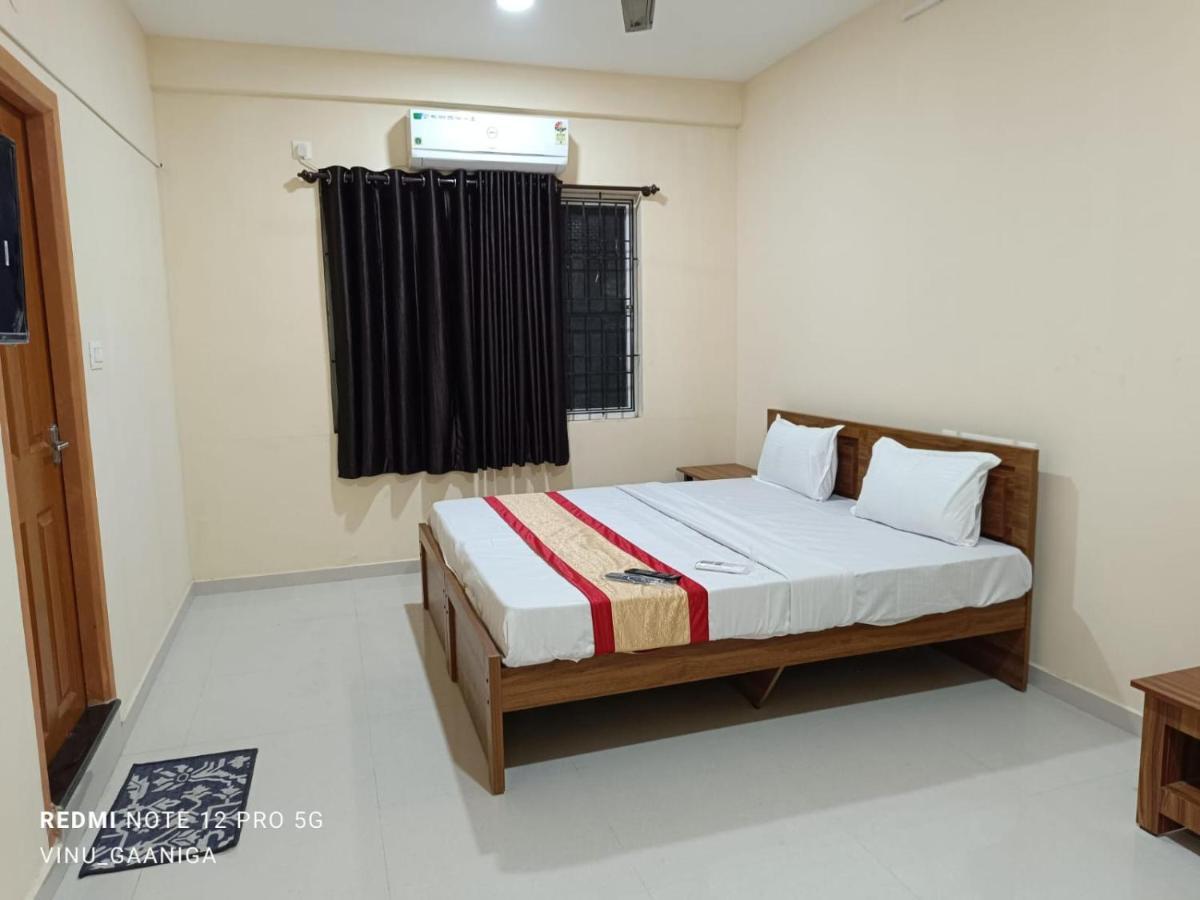 Premier Inn Lodge Mangalore Esterno foto