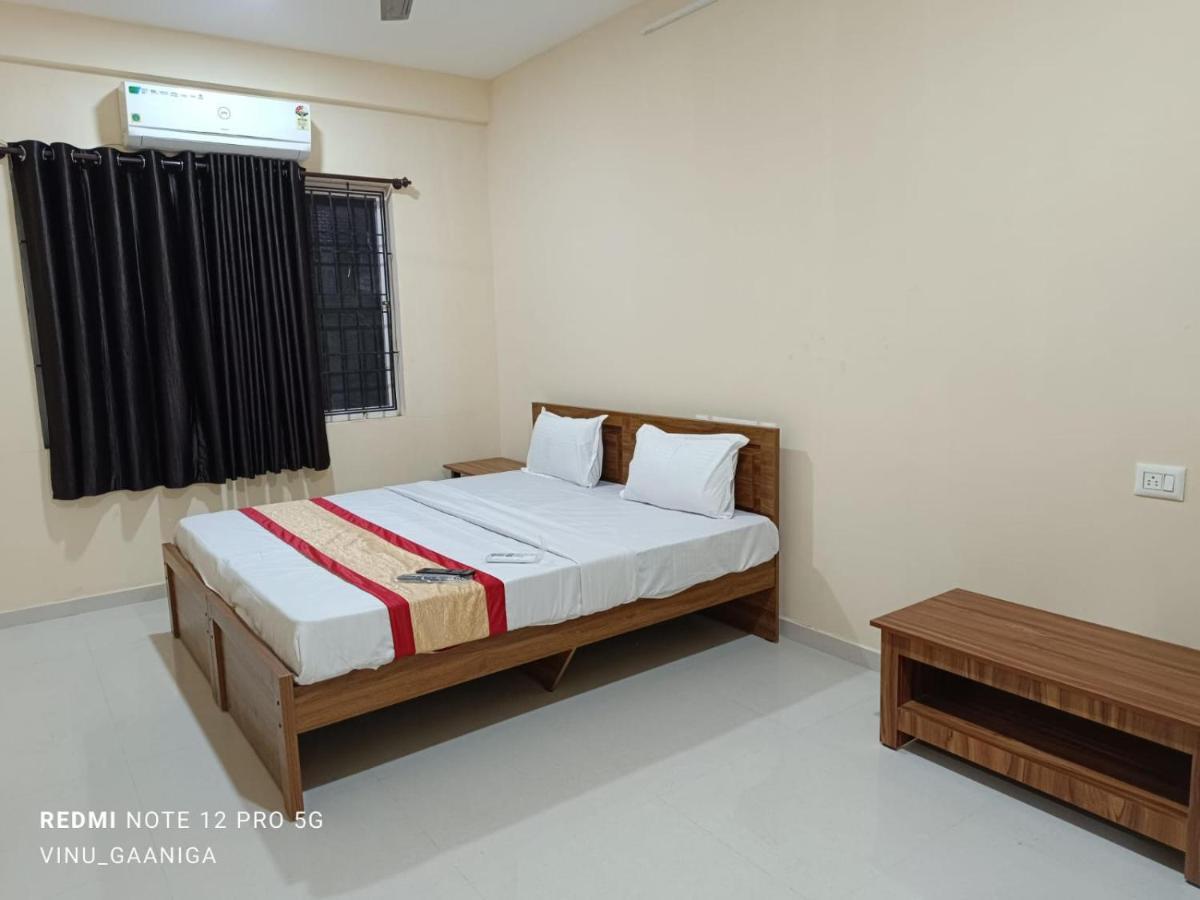 Premier Inn Lodge Mangalore Esterno foto